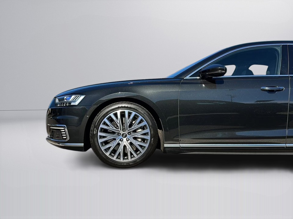 AUDI A8 2022 — imagine 17