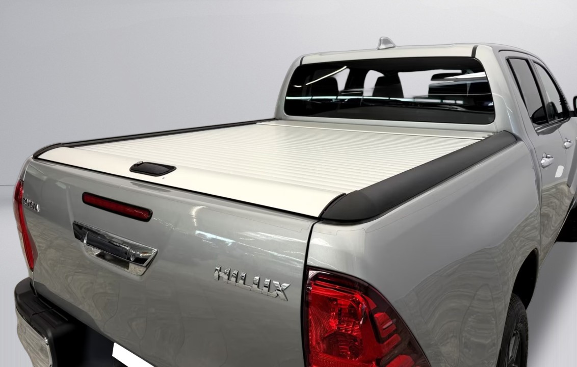 Toyota Hilux 2.8D - foto 22