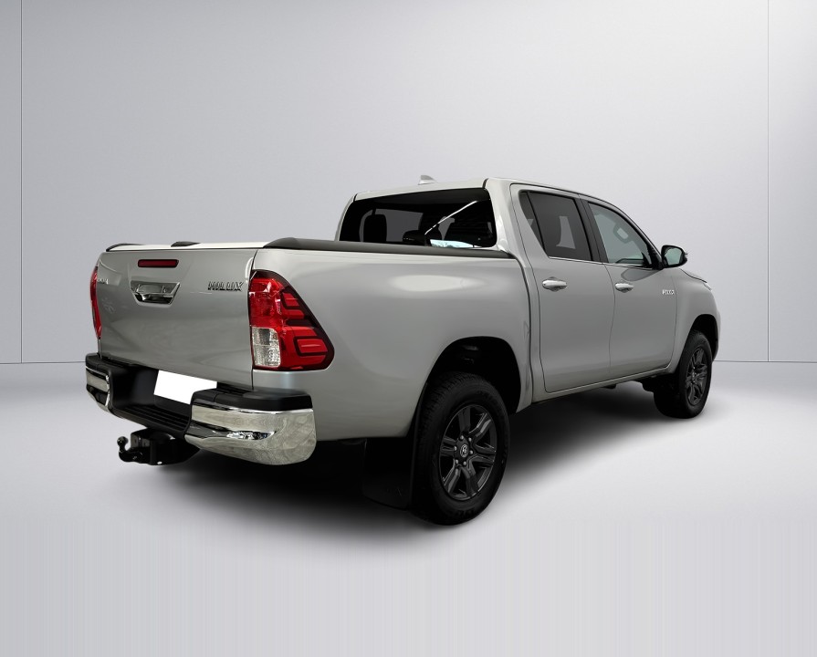 Toyota Hilux 2.8D (3)