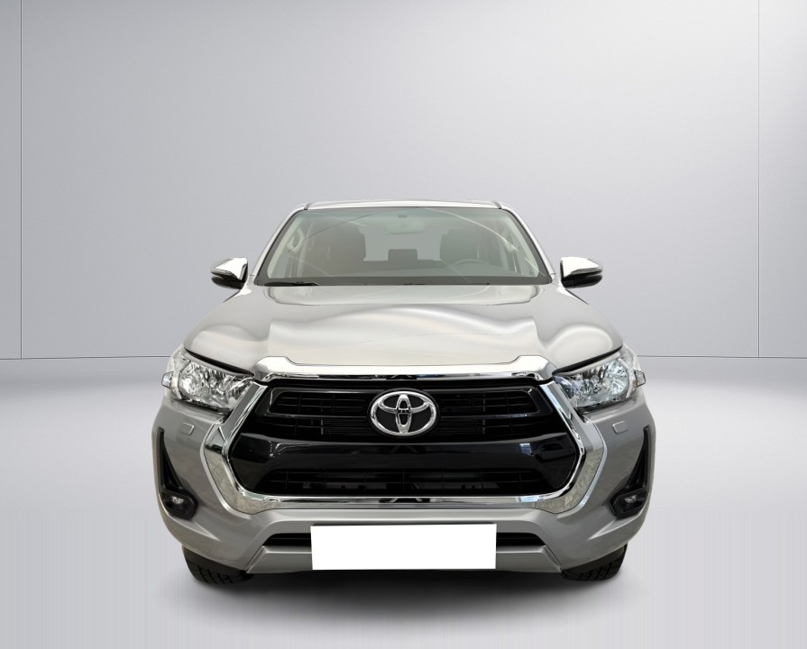Toyota Hilux 2.8D - foto 8
