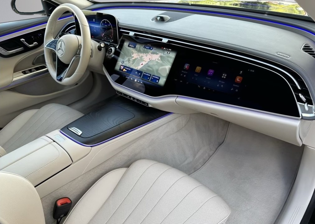 Mercedes-Benz E 220d Exclusive - foto 13