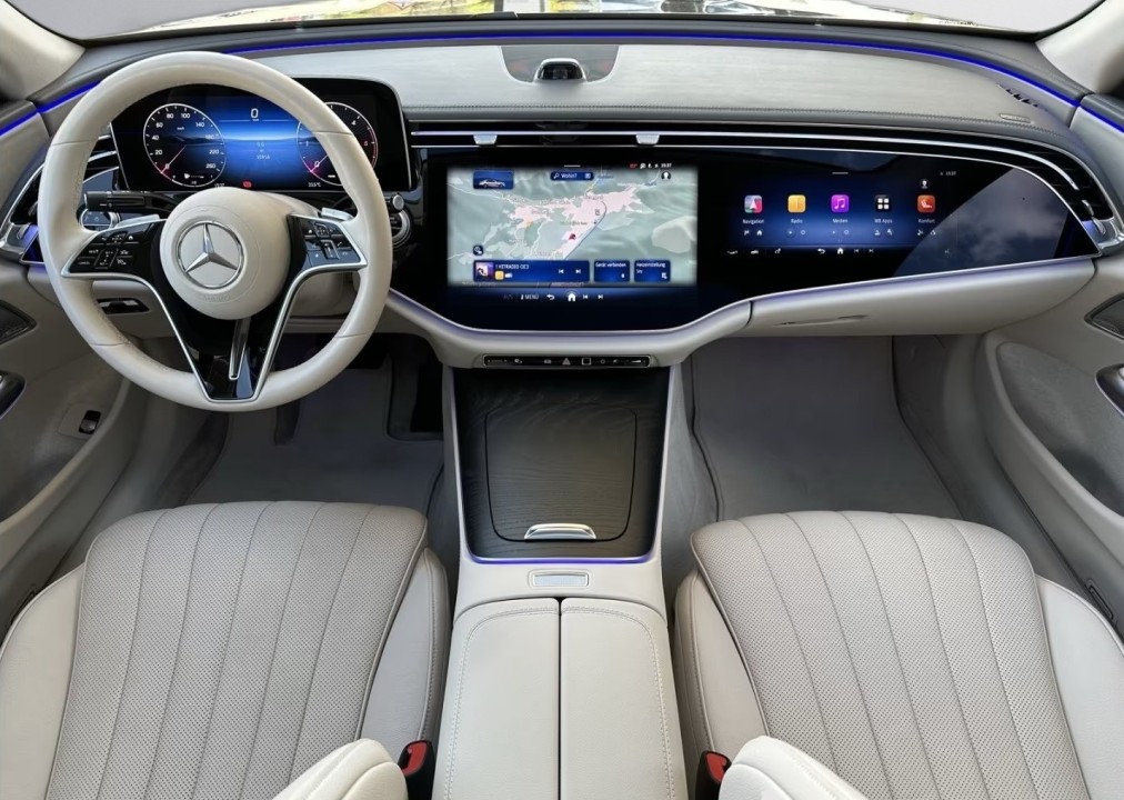 Mercedes-Benz E 220d Exclusive - foto 12