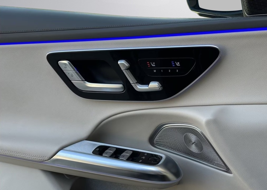 Mercedes-Benz E 220d Exclusive - foto 18