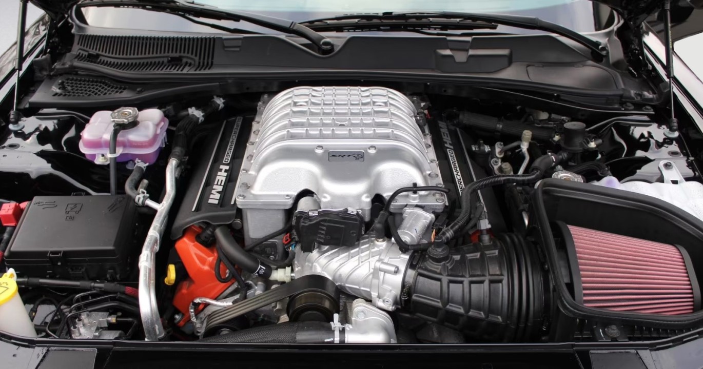 Dodge Challenger Hellcat - foto 14