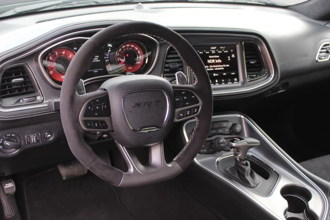 Dodge Challenger Hellcat - foto 7