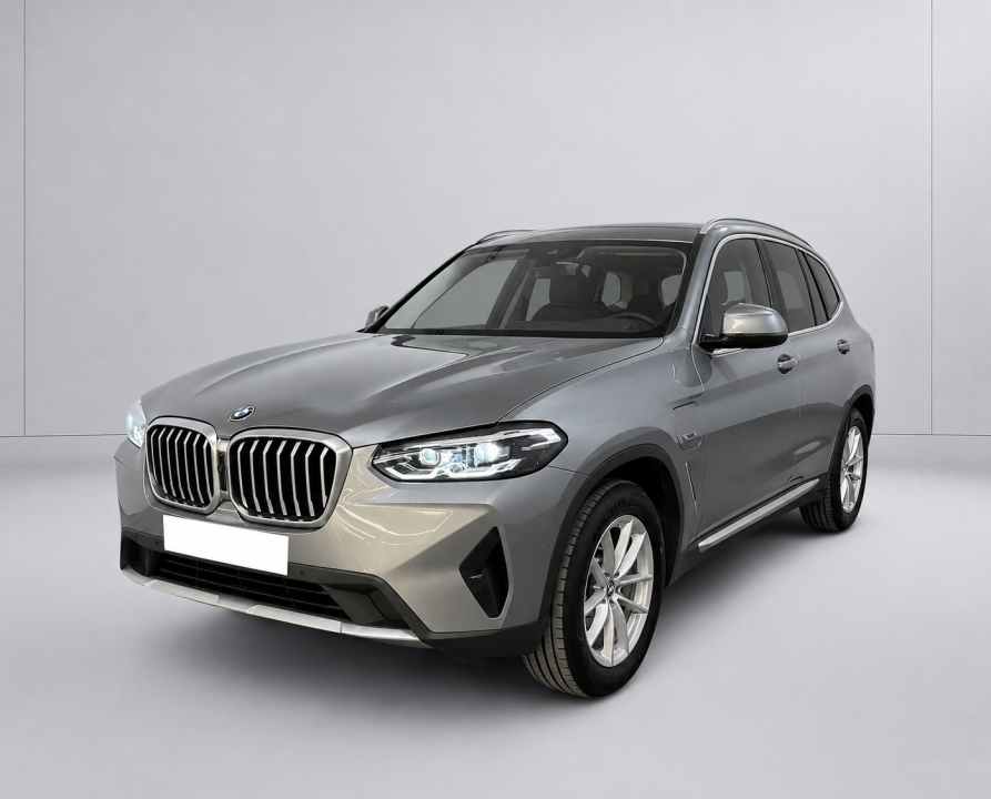 BMW X3 xDrive30e (2)