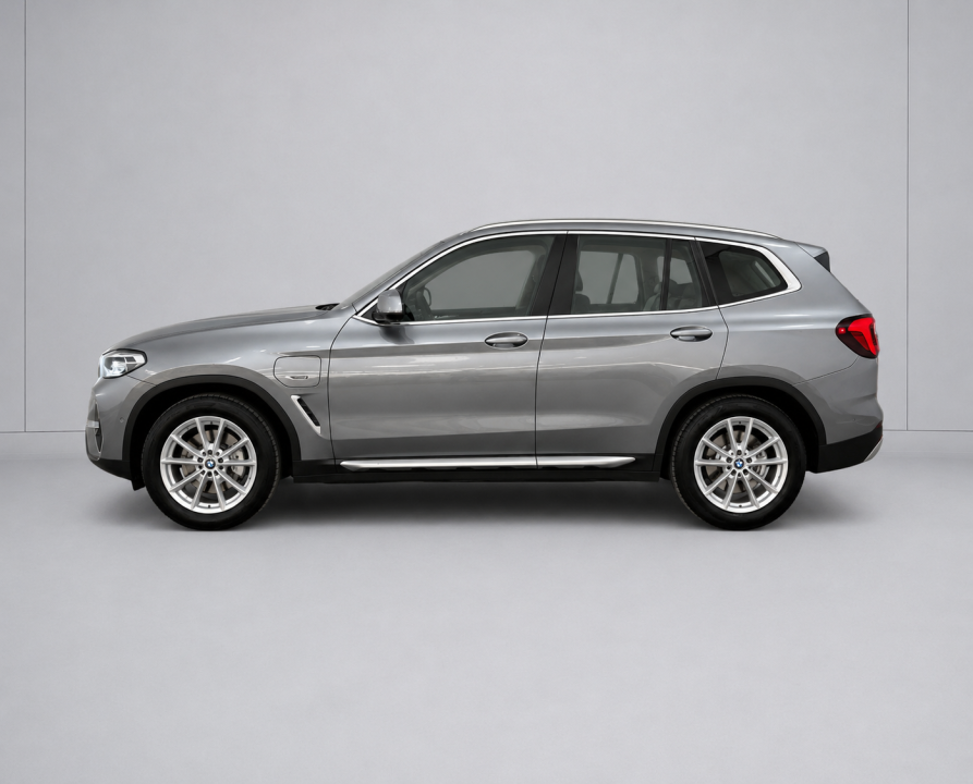 BMW X3 xDrive30e - foto 7