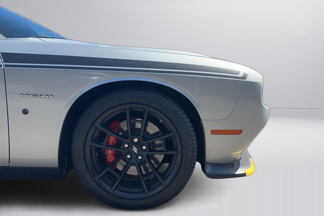 Dodge Challenger R/T - foto 18
