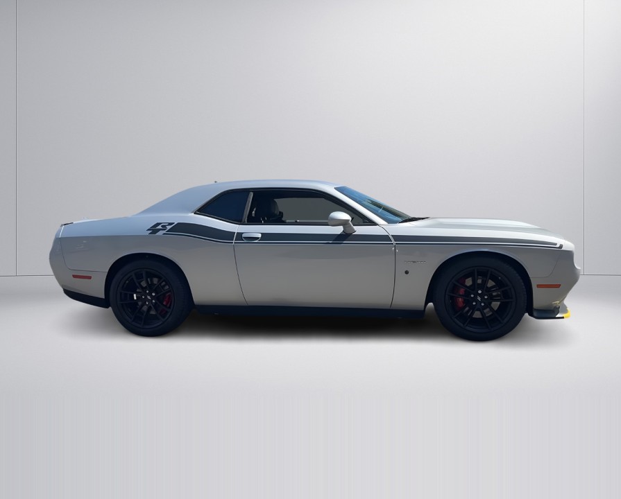 DODGE Challenger 2025 — imagine 2
