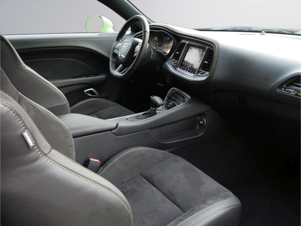 Dodge Challenger Scat Pack Swinger - foto 12