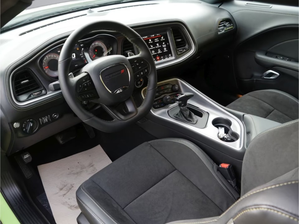 Dodge Challenger Scat Pack Swinger - foto 10