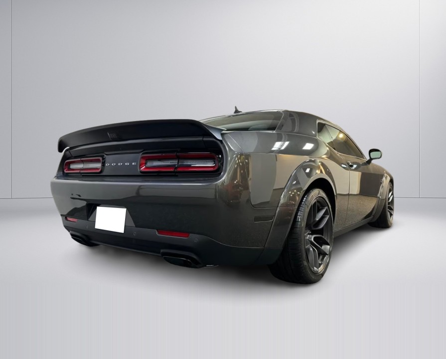 Dodge Challenger Hellcat Jailbreak (3)