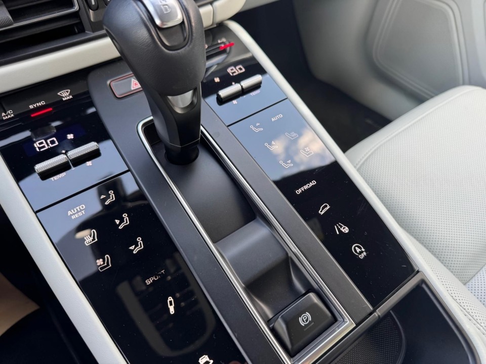 Porsche Macan - foto 11