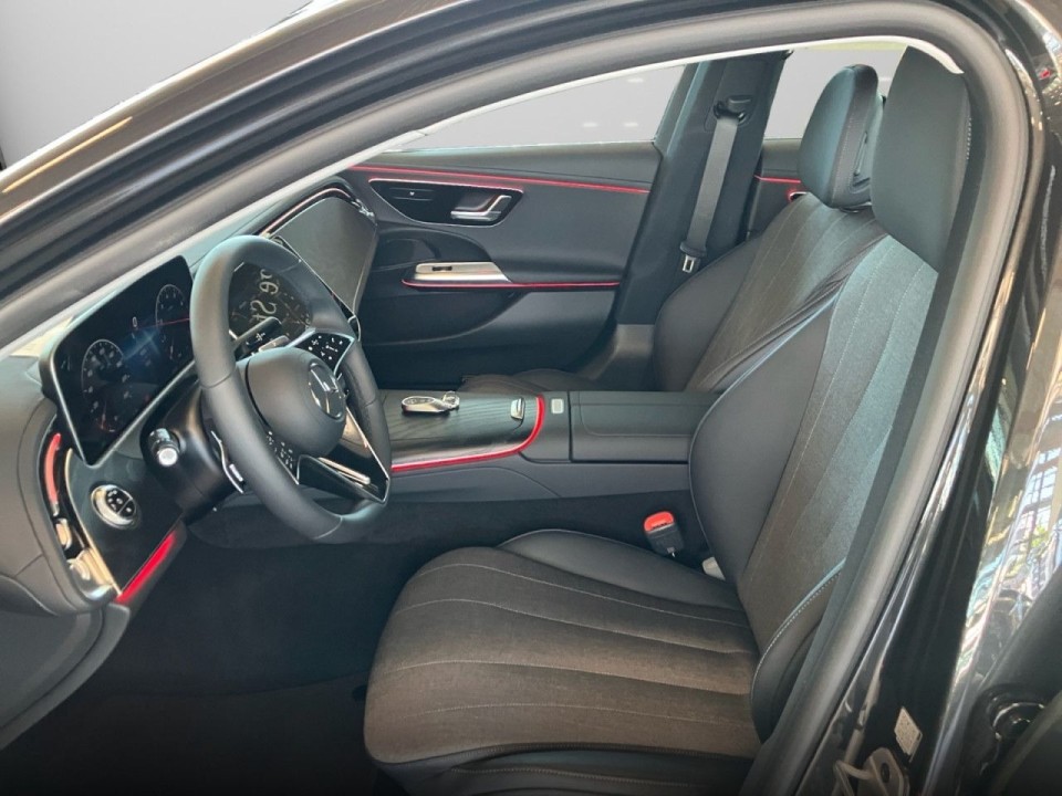 Mercedes-Benz E 200 Avantgarde - foto 14
