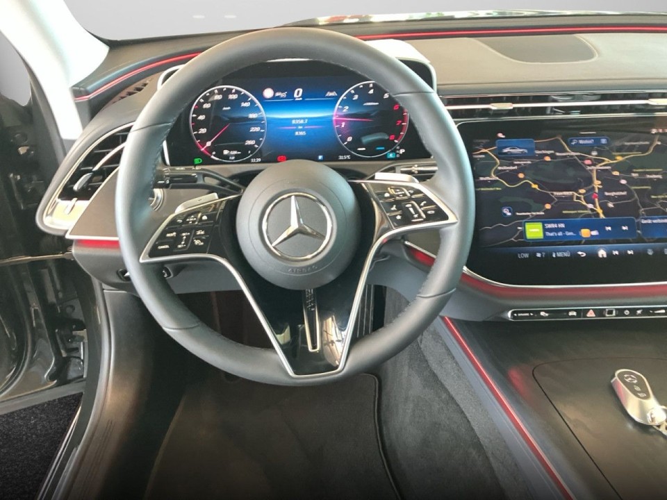 Mercedes-Benz E 200 Avantgarde - foto 12