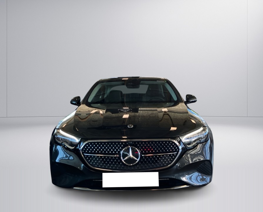 MERCEDES-BENZ E-Class 2025 — imagine 15