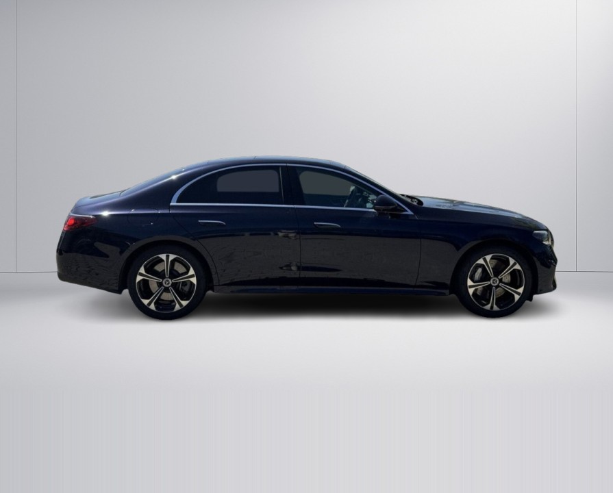 MERCEDES-BENZ E-Class 2024 — imagine 2