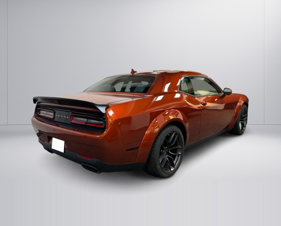 Dodge Challenger Hellcat Jailbreak (4)