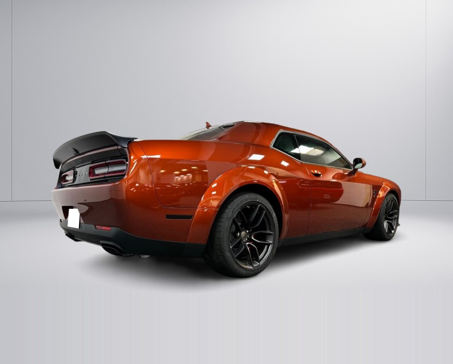 Dodge Challenger Hellcat Jailbreak (3)