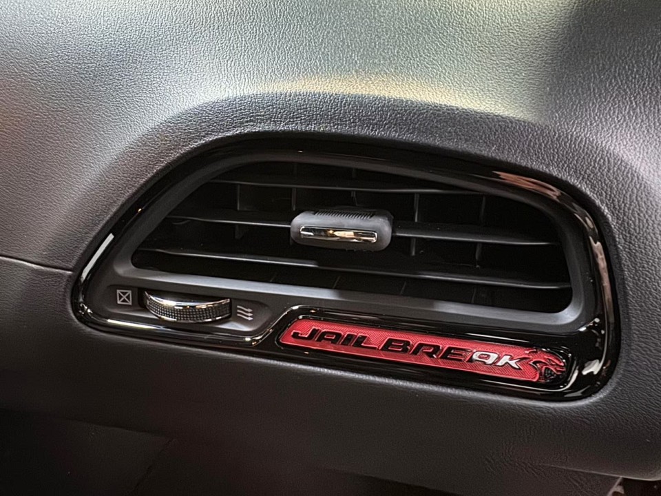 Dodge Challenger Hellcat Jailbreak - foto 17