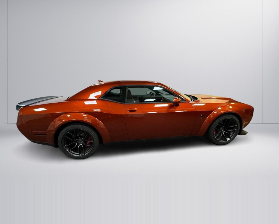 Dodge Challenger Hellcat Jailbreak (2)
