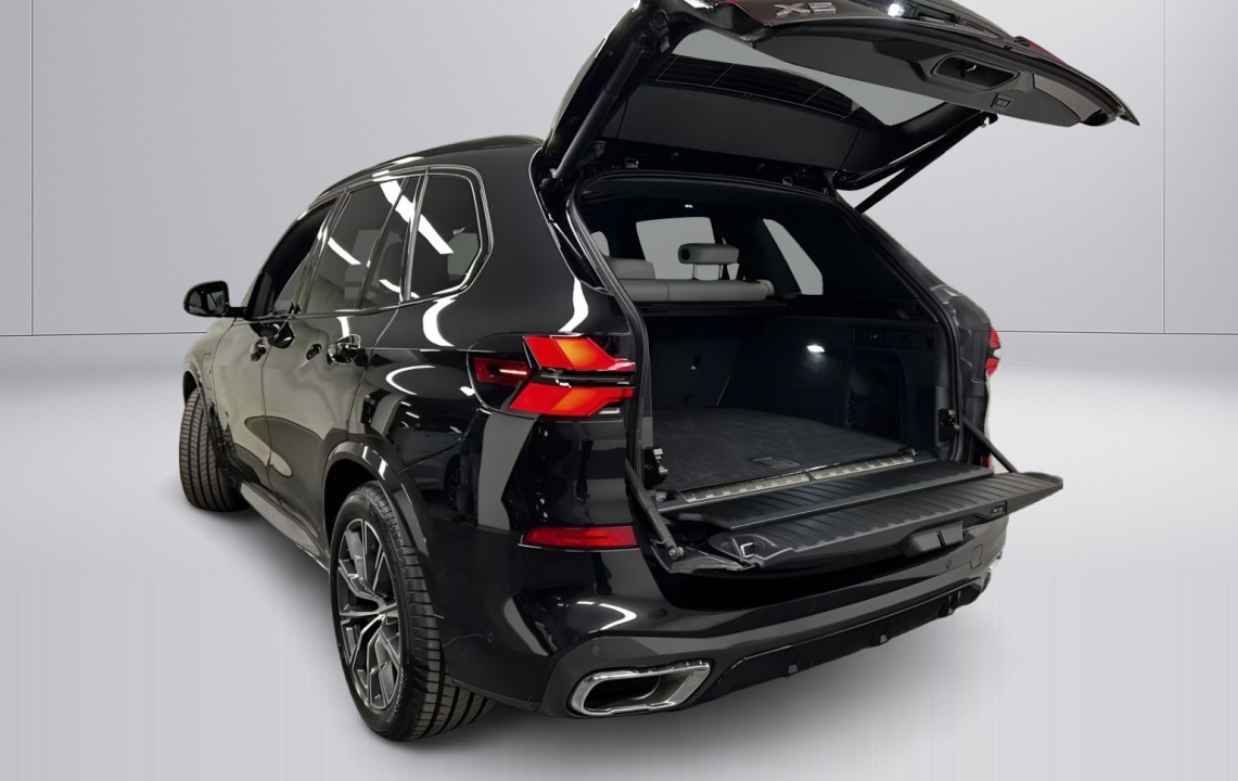 BMW X5 xDrive50e M-Sport (5)