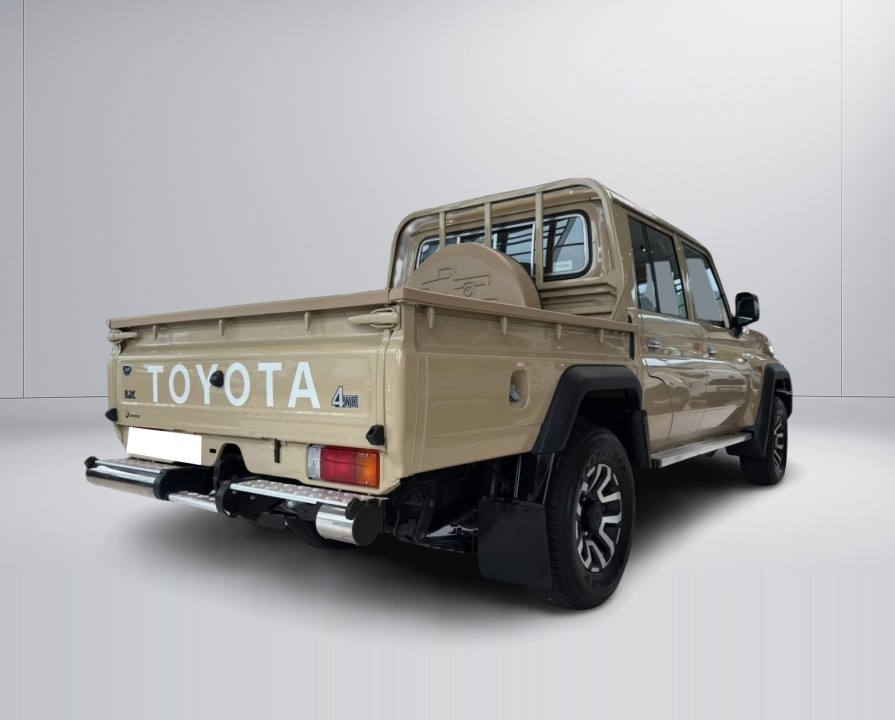 Toyota Land Cruiser GDJ79 2.8 Diesel (4)