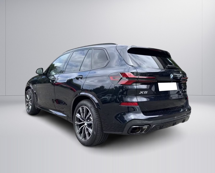 BMW X5 2025 — imagine 5