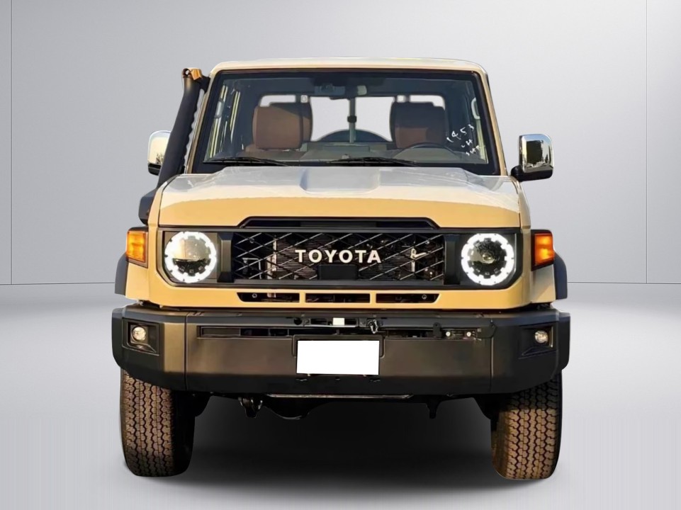 Toyota Land Cruiser GDJ79 (2)