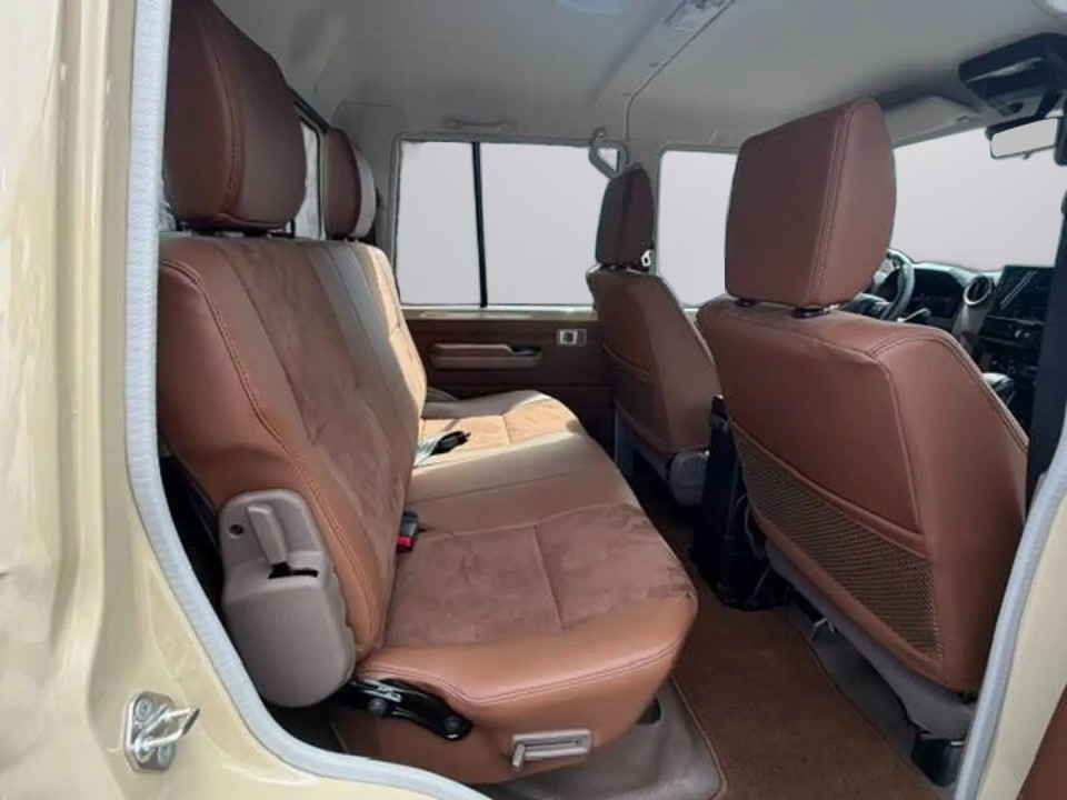 TOYOTA Land Cruiser 2025 — imagine 16