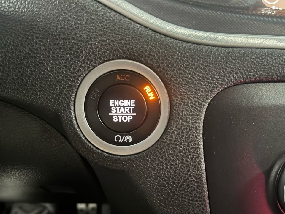 Dodge Charger - foto 18