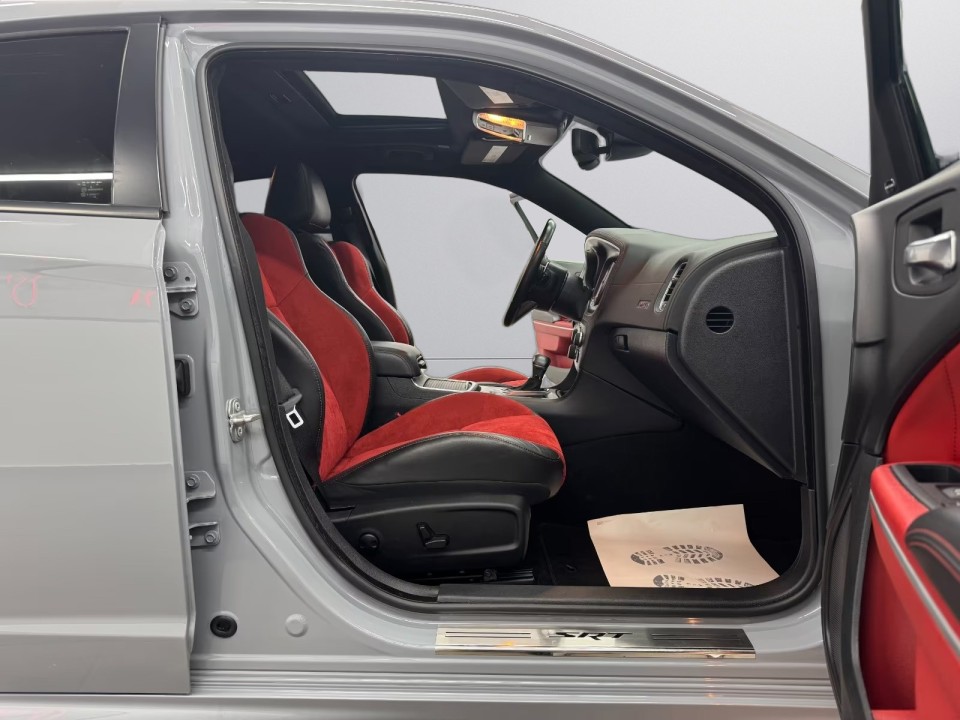 Dodge Charger - foto 10