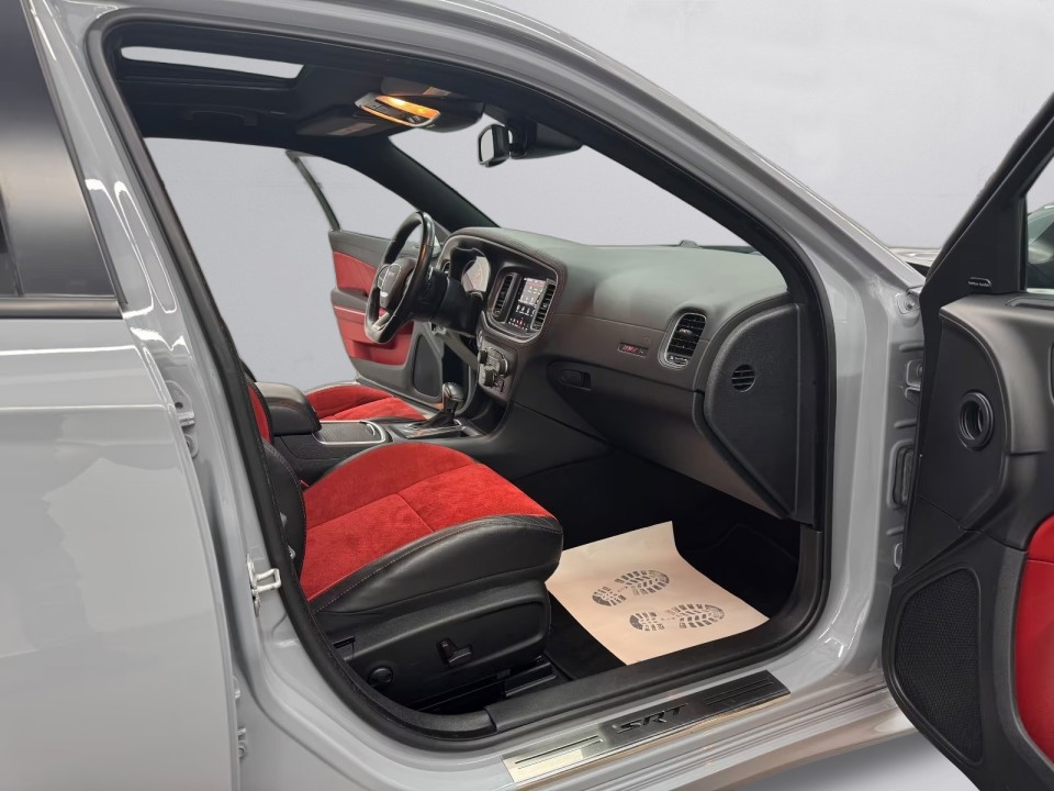 Dodge Charger - foto 11