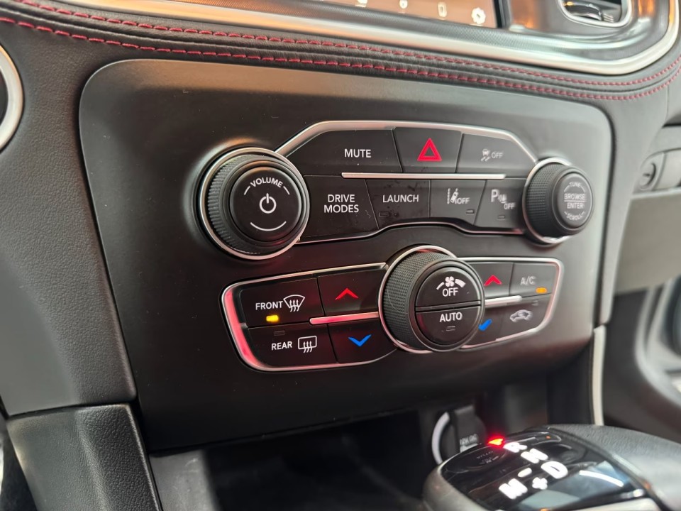 Dodge Charger - foto 15