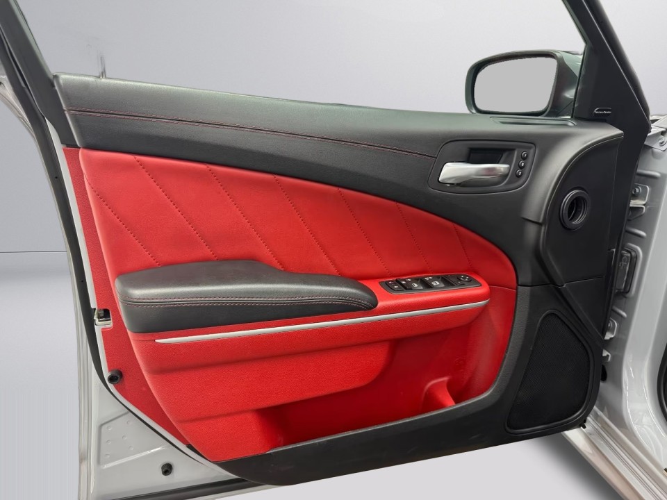 Dodge Charger - foto 36