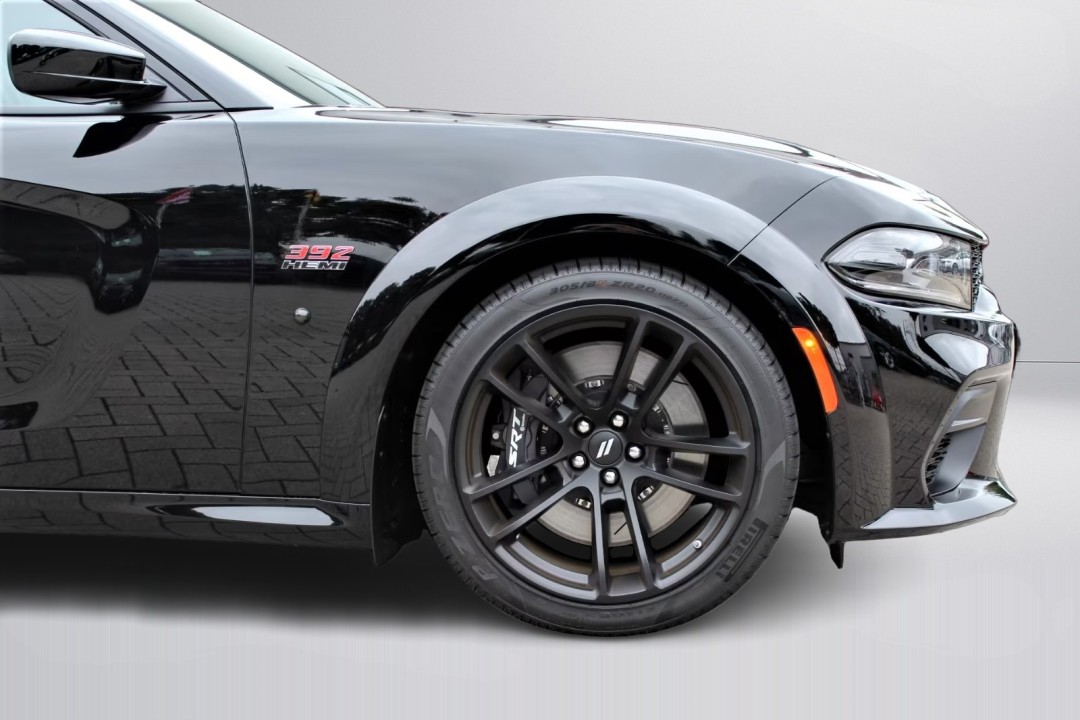 Dodge Charger Scat Pack - foto 12