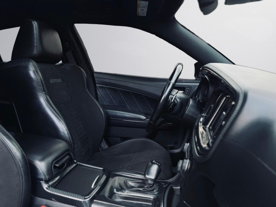 Dodge Charger - foto 26
