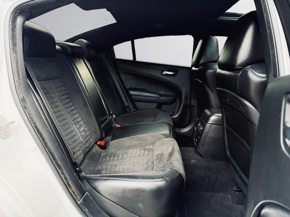 Dodge Charger - foto 23
