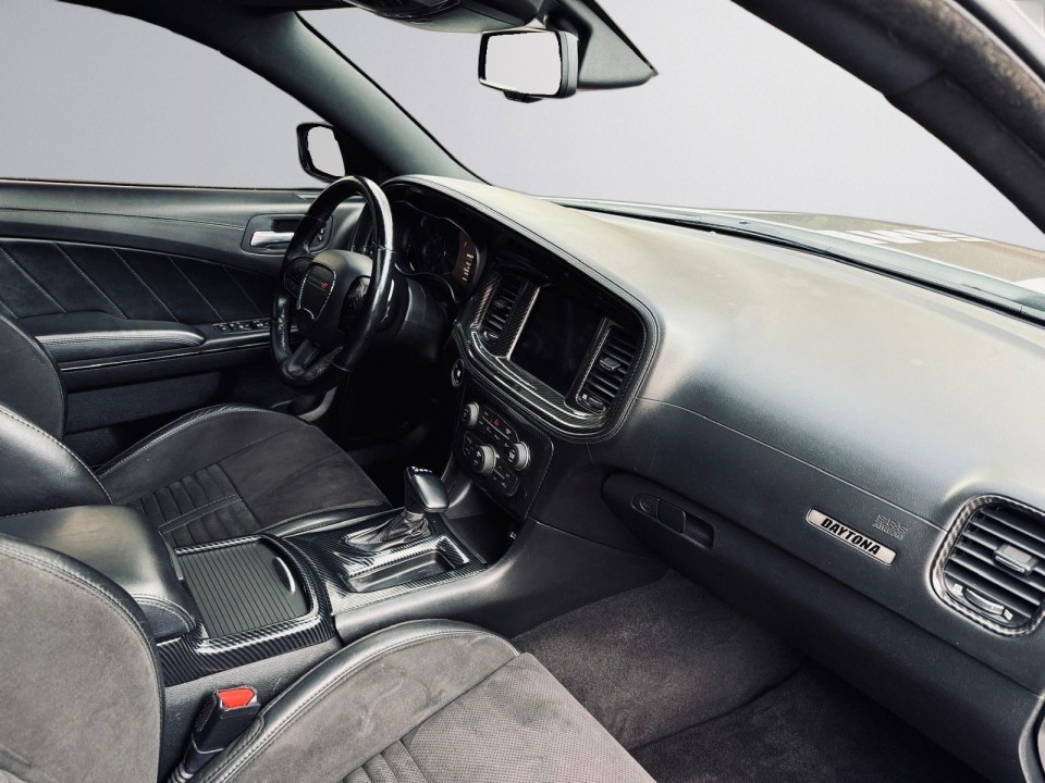 Dodge Charger - foto 30