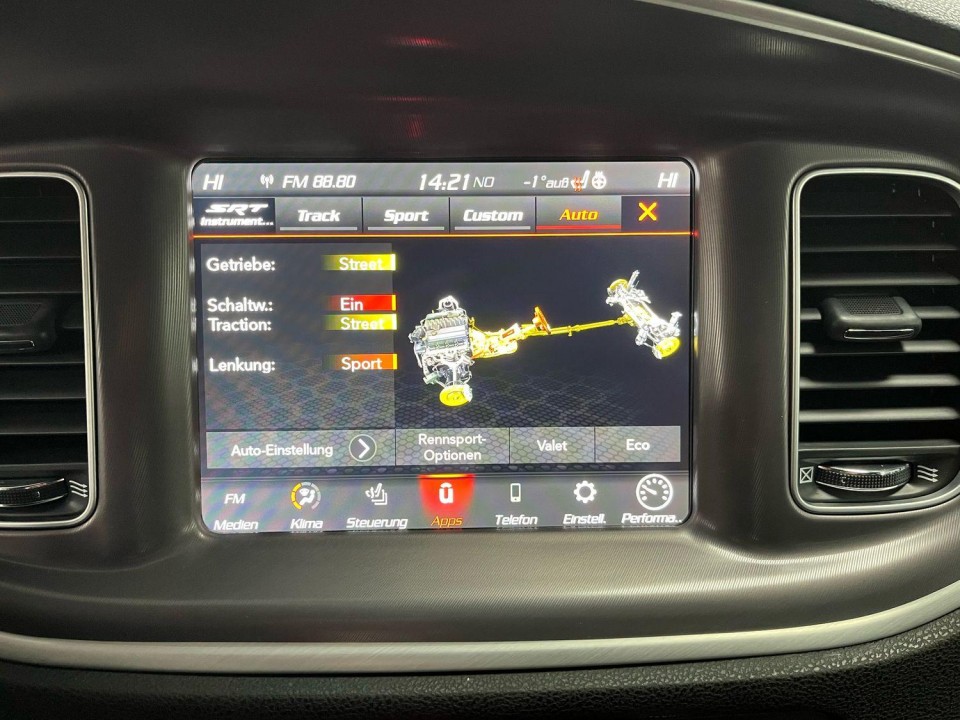 Dodge Charger - foto 17