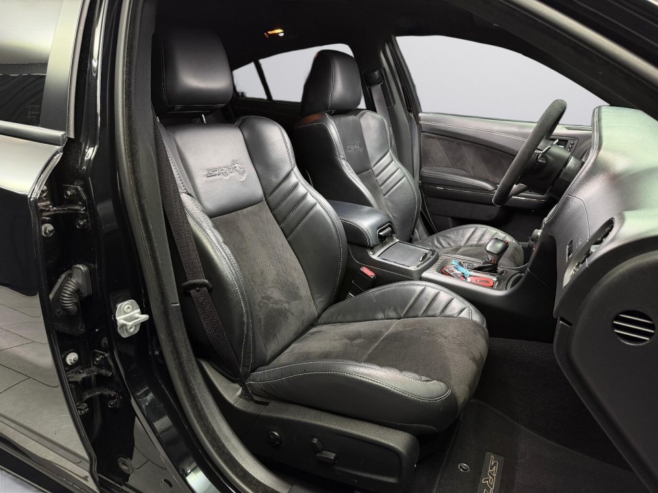 Dodge Charger SRT Hellcat - foto 15
