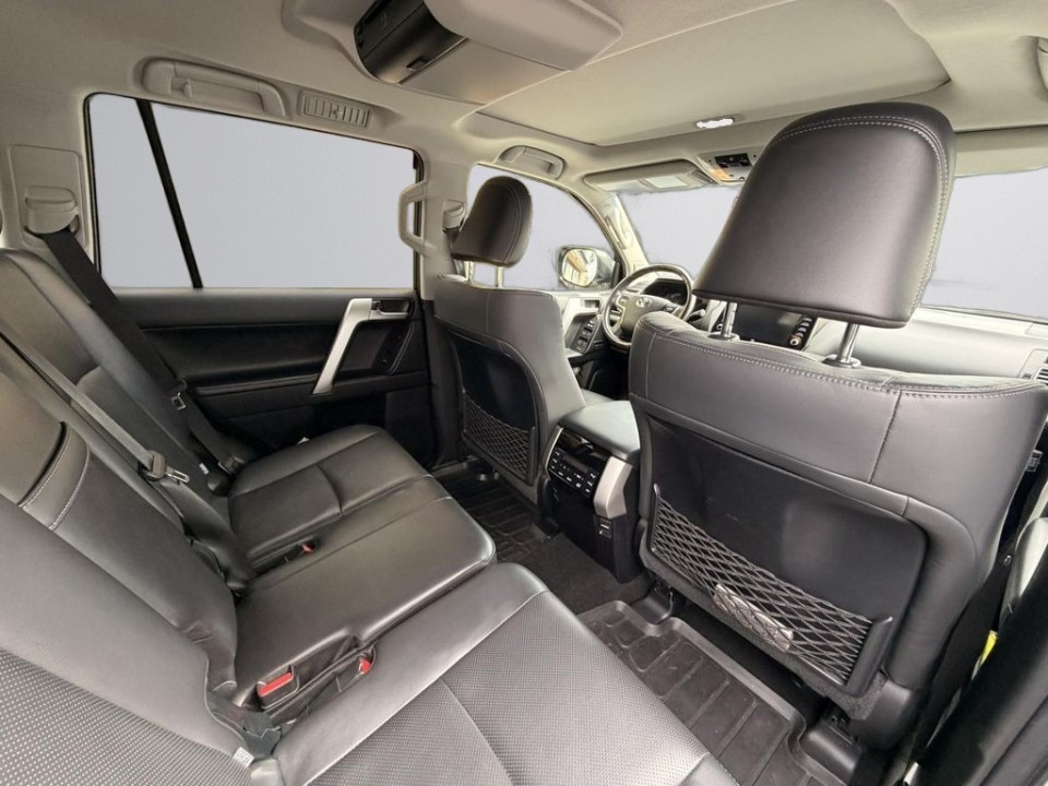Toyota Land Cruiser - foto 18
