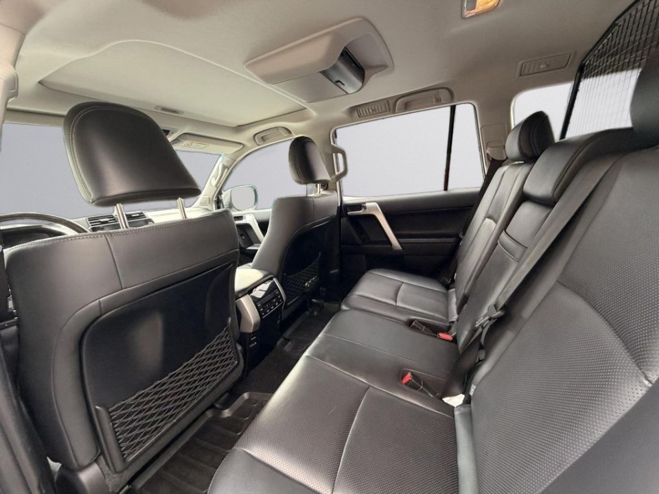 Toyota Land Cruiser - foto 19