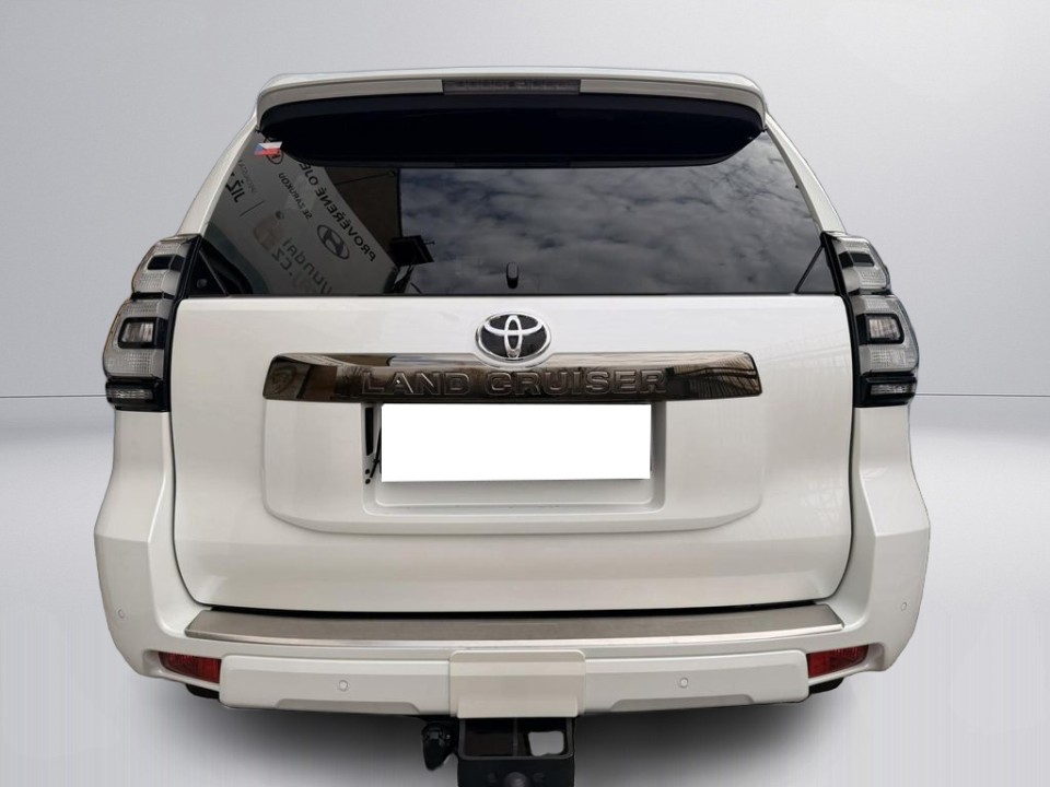Toyota Land Cruiser (4)