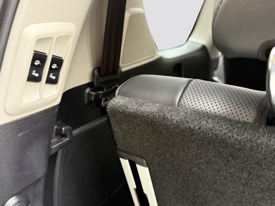 Toyota Land Cruiser - foto 24