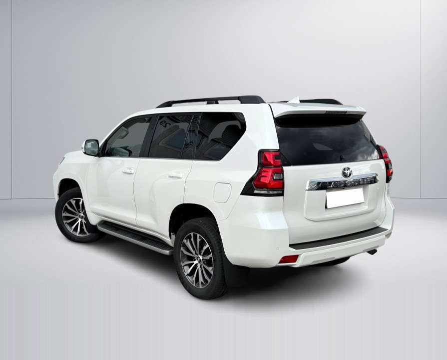 TOYOTA Land Cruiser 2022 — imagine 5