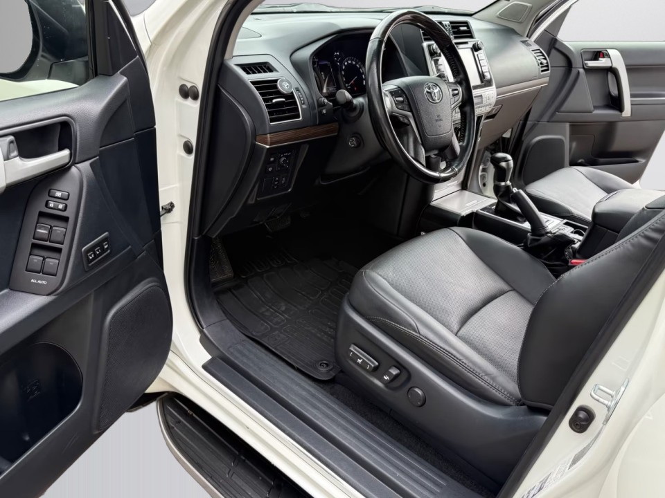 TOYOTA Land Cruiser 2022 — imagine 20
