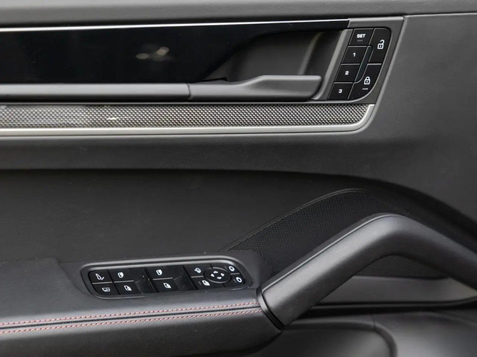 Porsche Cayenne E-Hybrid - foto 21