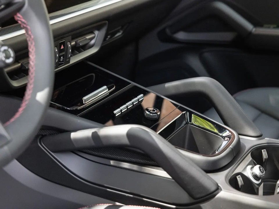 Porsche Cayenne E-Hybrid - foto 14
