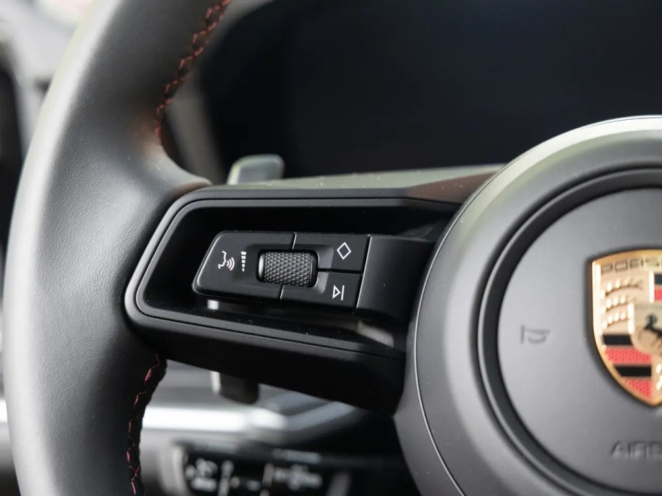 Porsche Cayenne E-Hybrid - foto 11